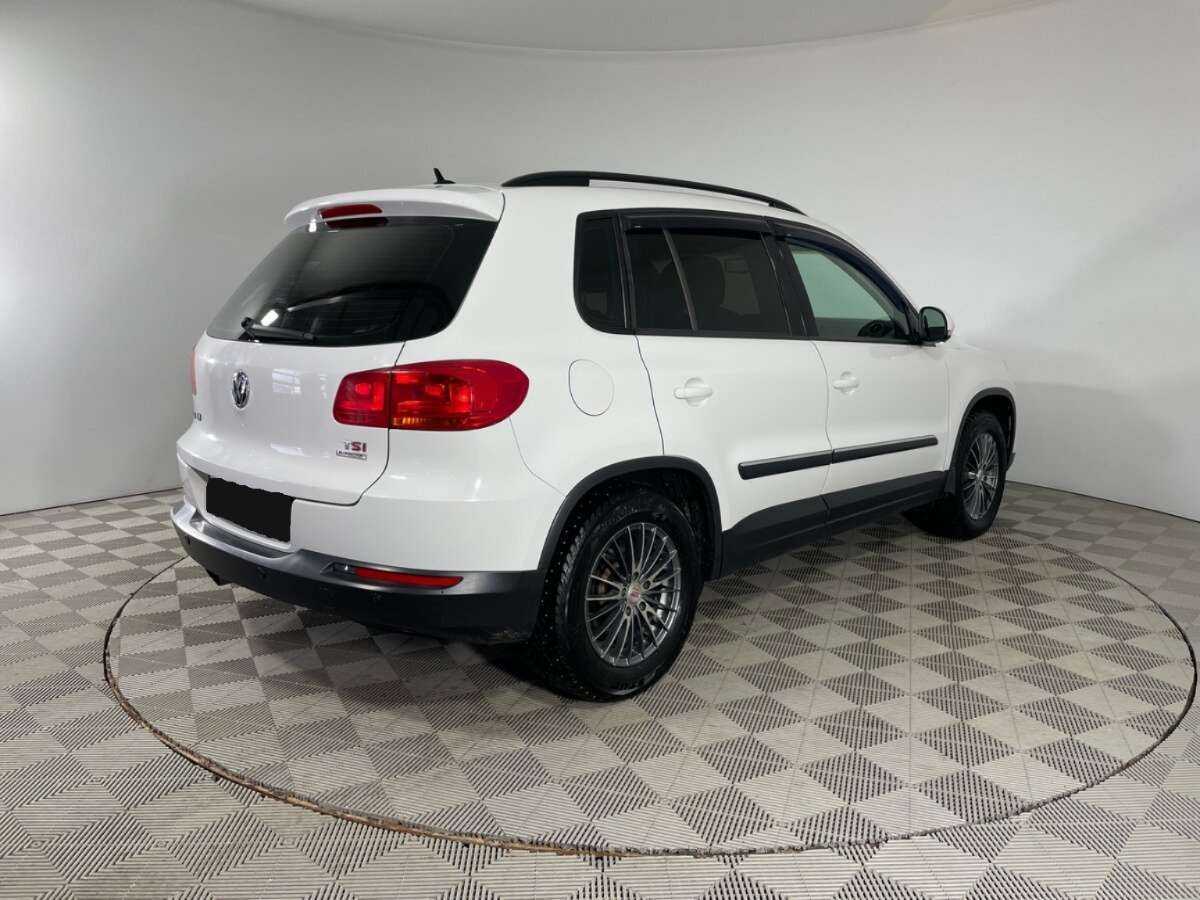 Купить Volkswagen Tiguan с пробегом. Фото: #3
