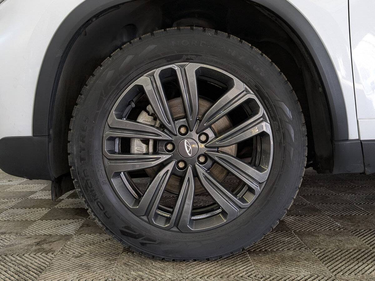 Купить Chery Tiggo 8 с пробегом. Фото: #17