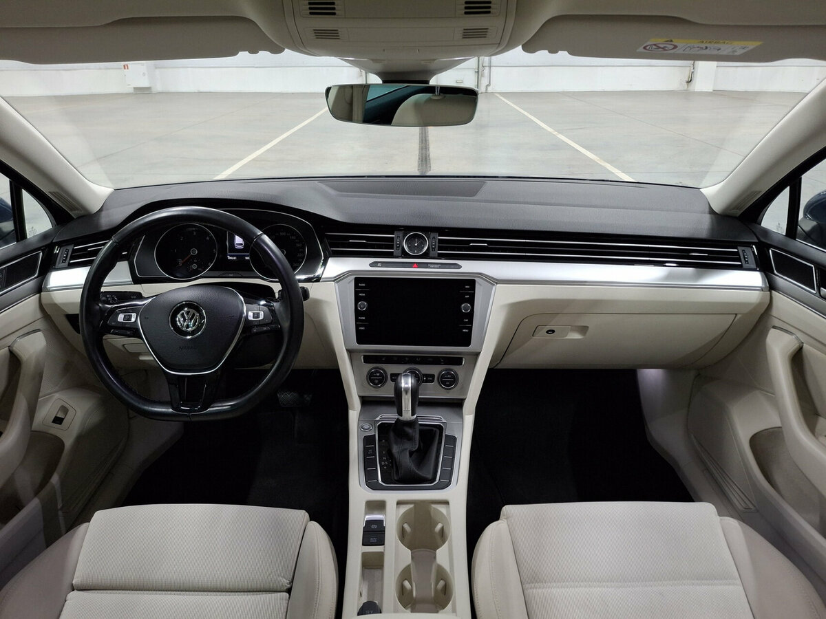 Купить Volkswagen Passat с пробегом. Фото: #13