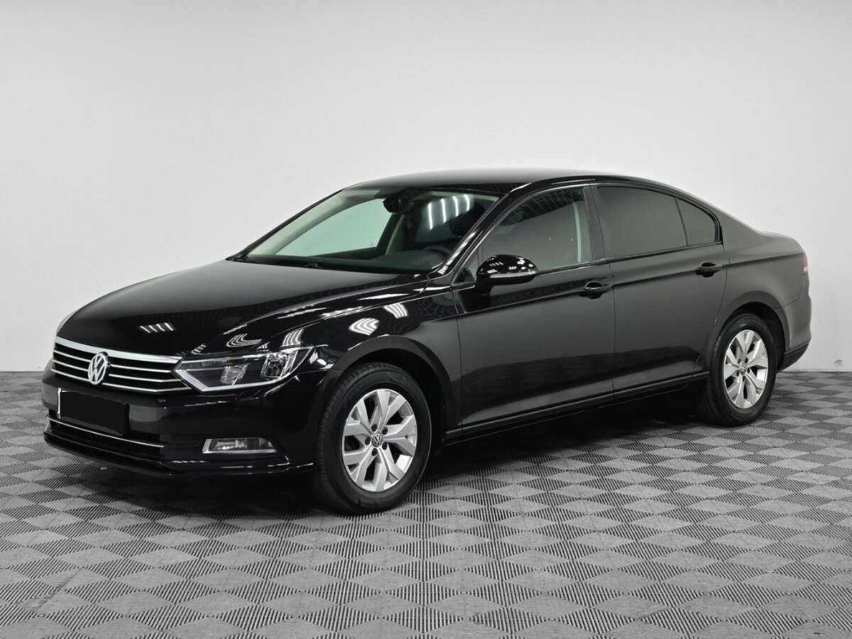 Купить Volkswagen Passat с пробегом. Посмотреть фото