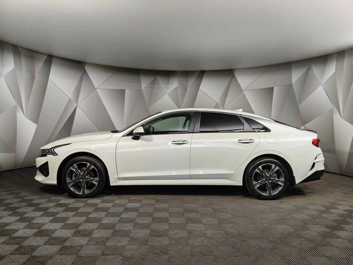 Купить Kia K5 с пробегом. Фото: #4