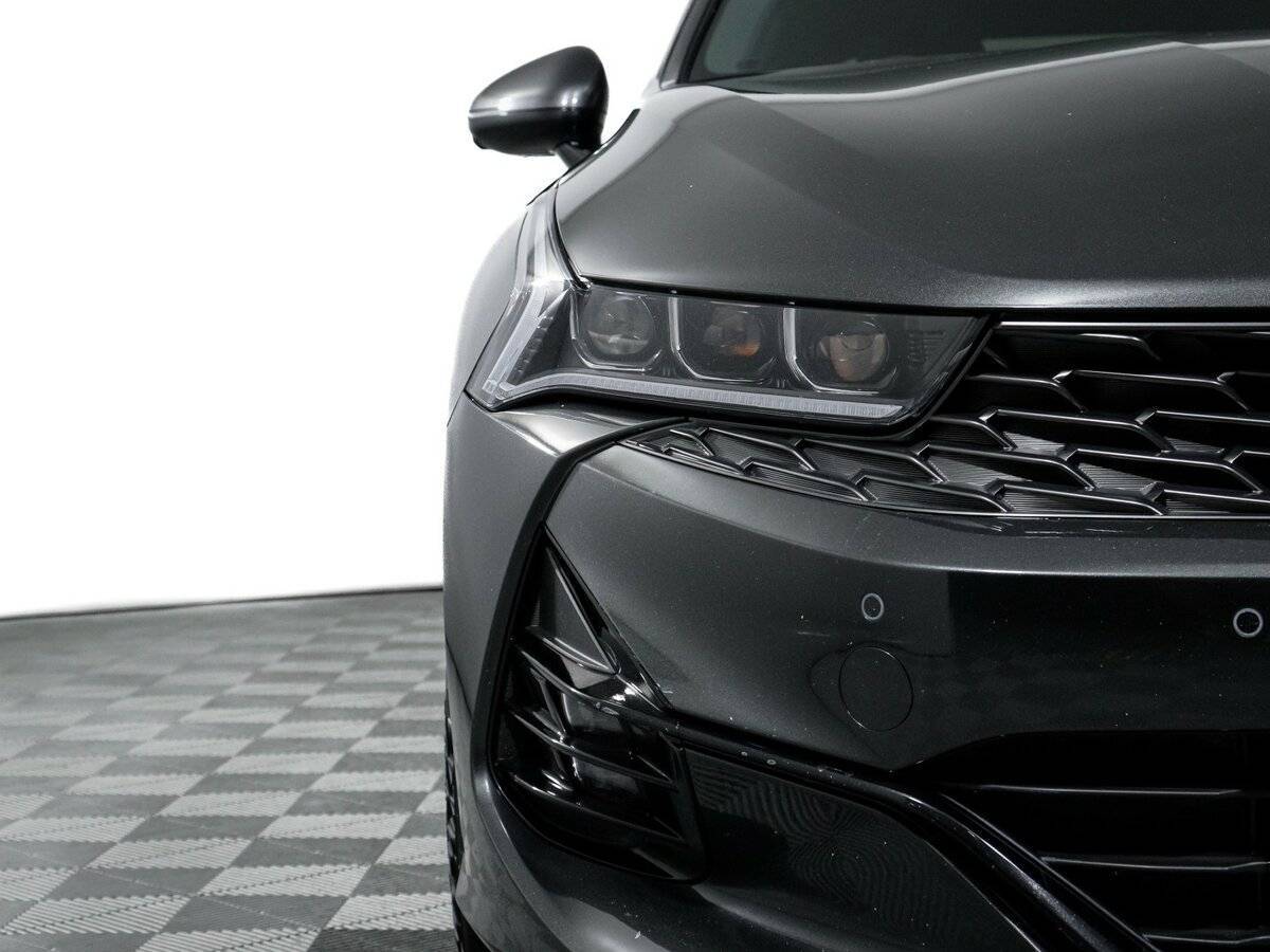 Купить Kia K5 с пробегом. Фото: #17