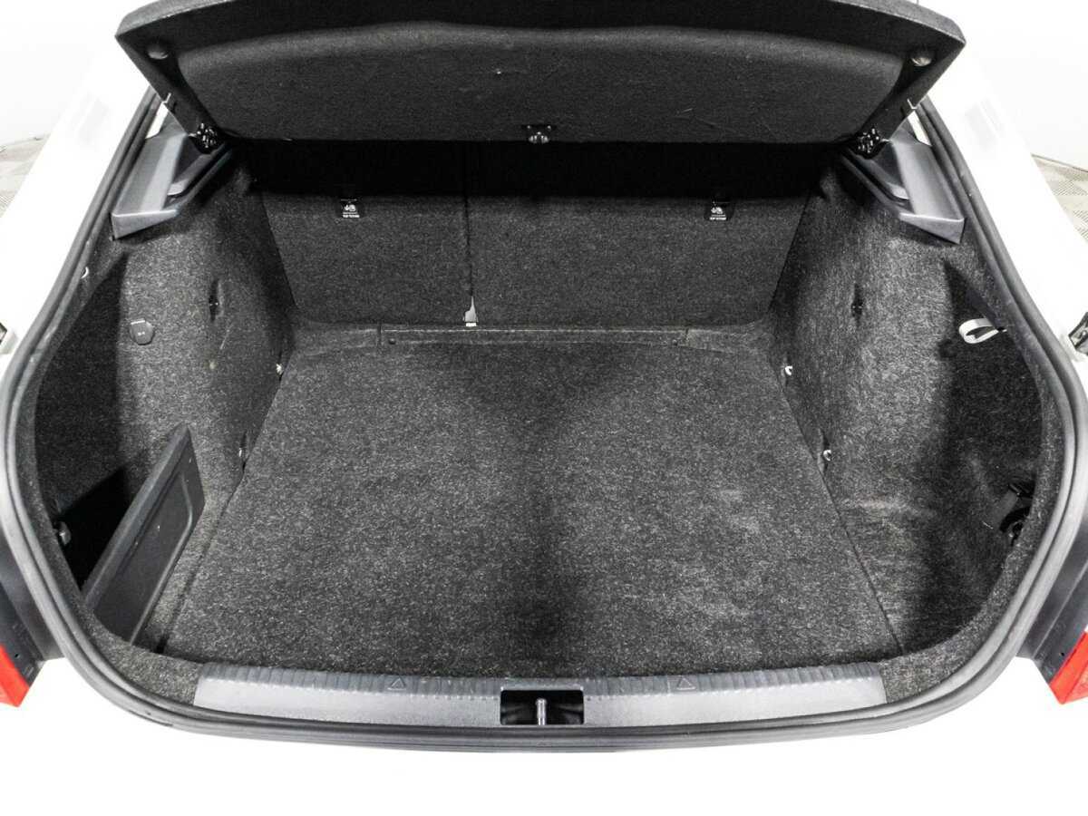 Купить Skoda Octavia с пробегом. Фото: #17