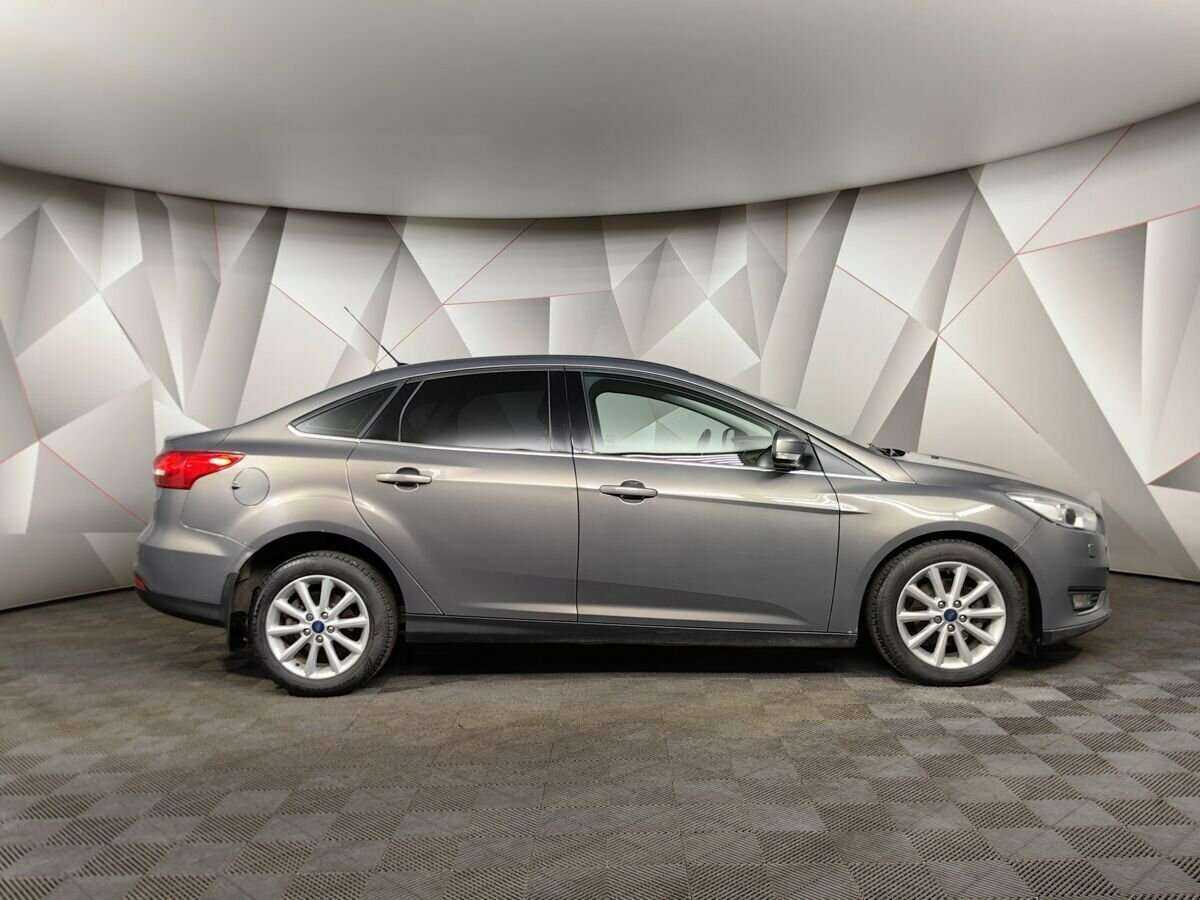 Купить Ford Focus с пробегом. Фото: #5