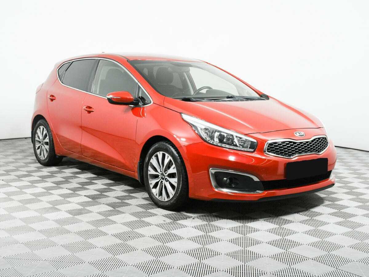 Купить Kia Ceed с пробегом. Фото: #2