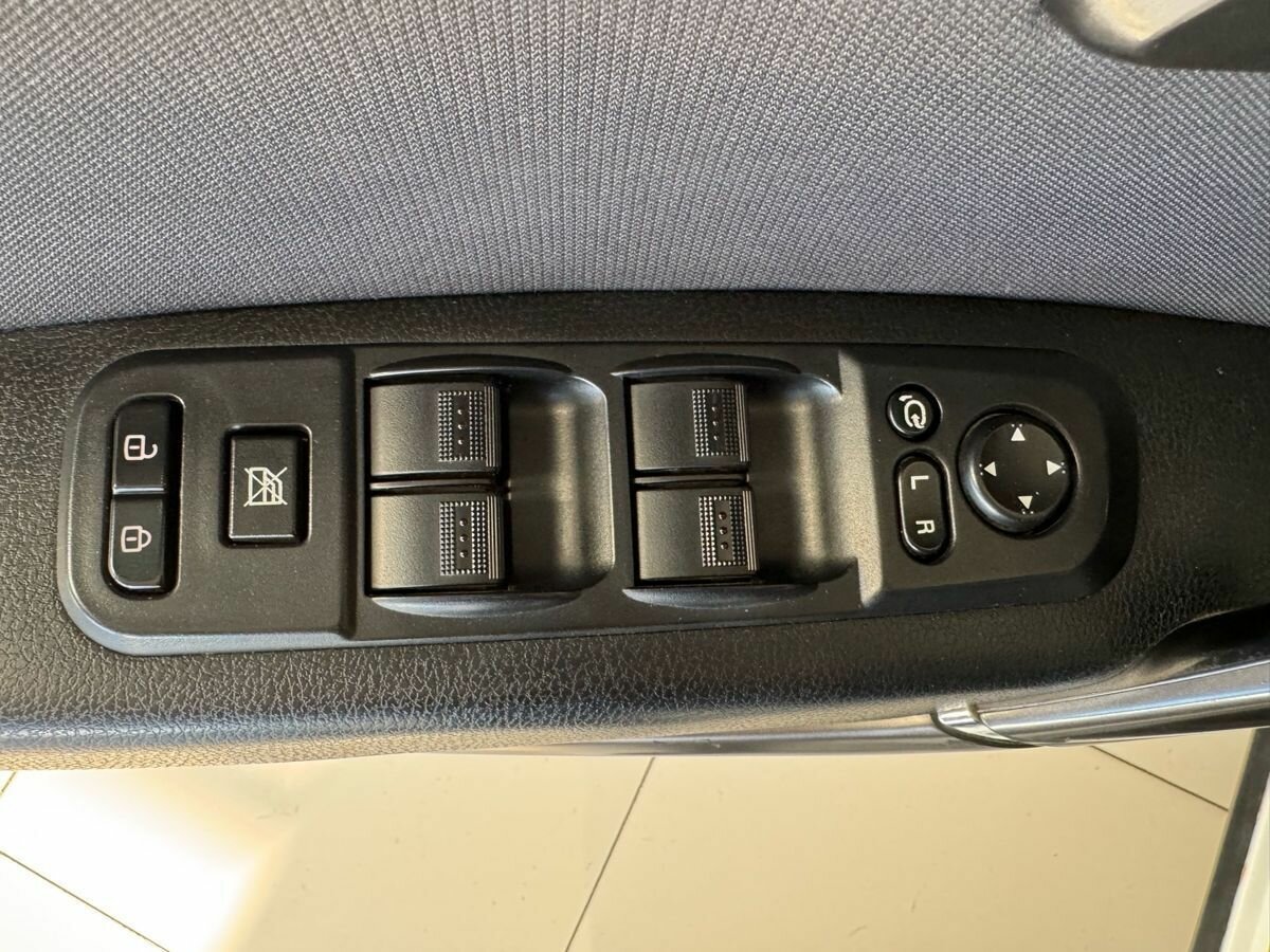 Купить FAW Besturn X80 с пробегом. Фото: #20