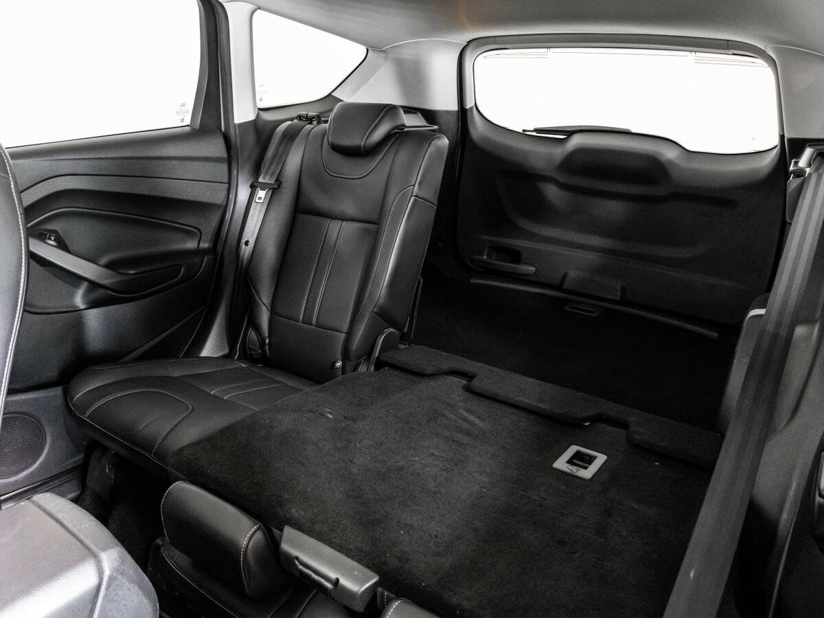 Купить Ford Kuga с пробегом. Фото: #17