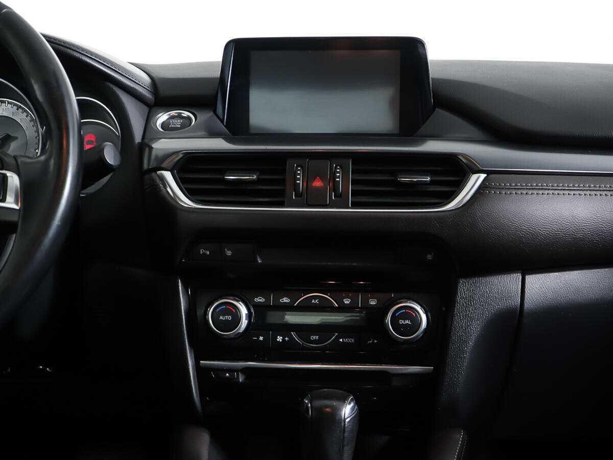 Купить Mazda 6 с пробегом. Фото: #10