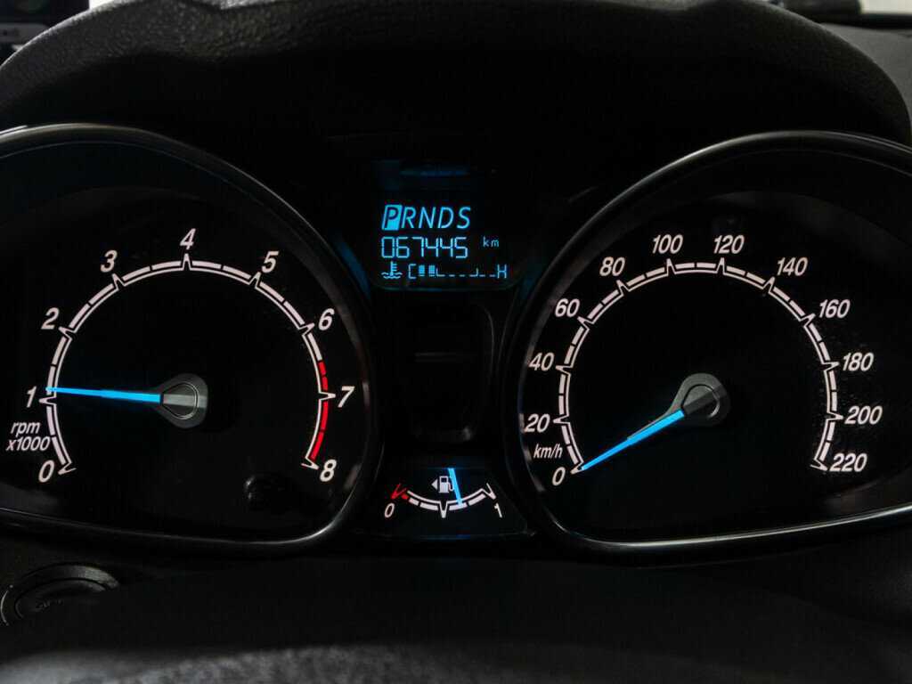 Купить Ford Fiesta с пробегом. Фото: #11