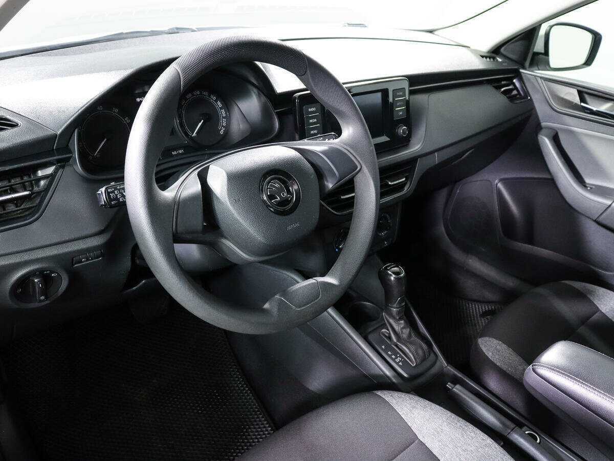 Купить Skoda Rapid с пробегом. Фото: #13