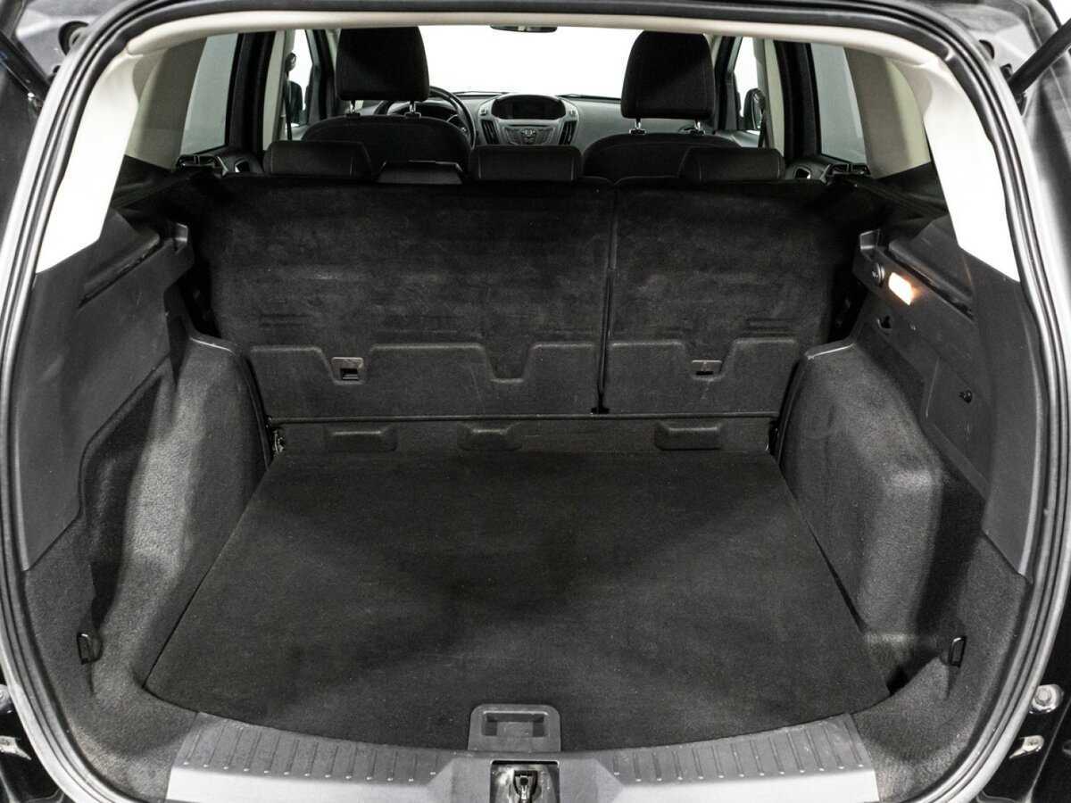 Купить Ford Kuga с пробегом. Фото: #14