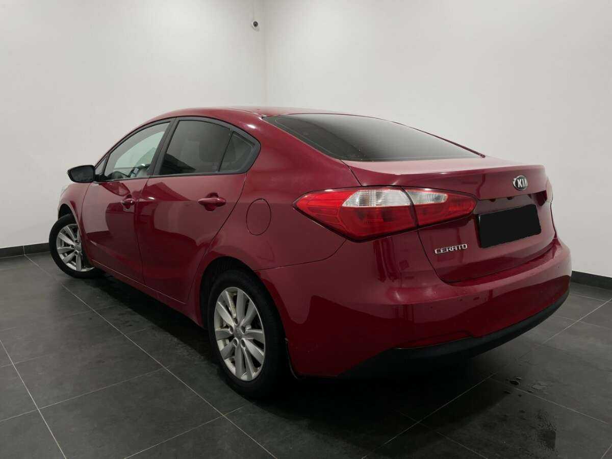 Купить Kia Cerato с пробегом. Фото: #2