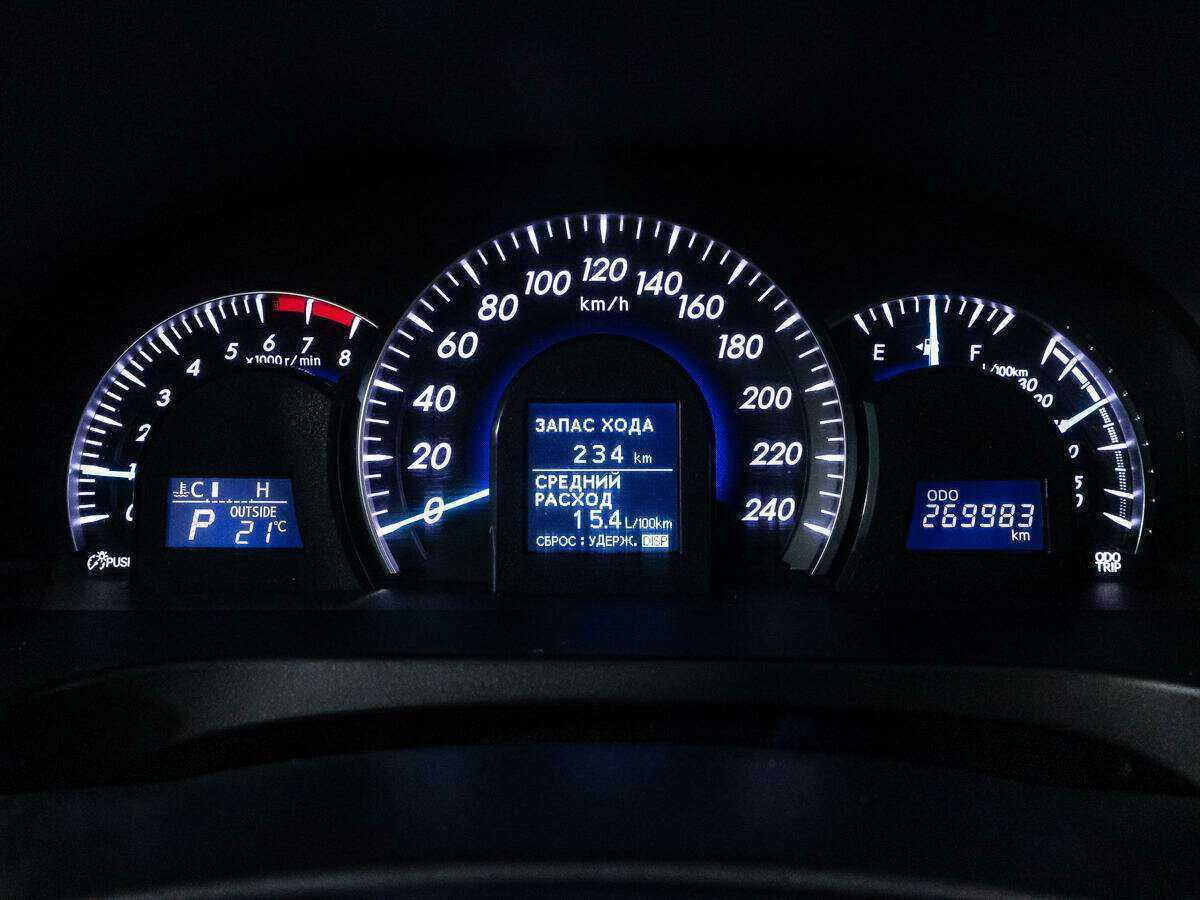 Купить Toyota Camry с пробегом. Фото: #11