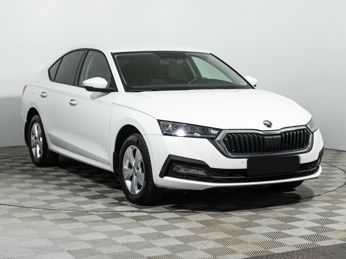 Купить Skoda Octavia с пробегом. Фото: #2
