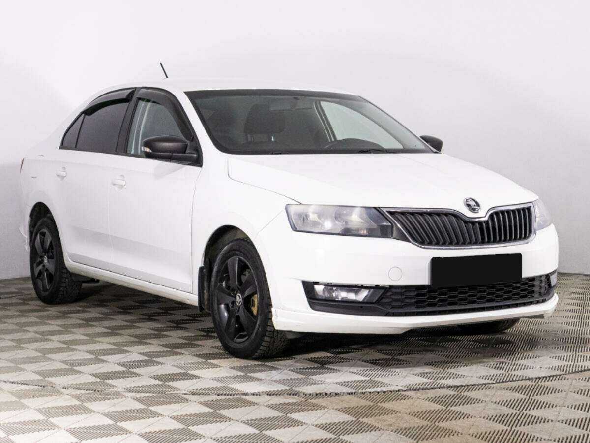 Купить Skoda Rapid с пробегом. Фото: #2
