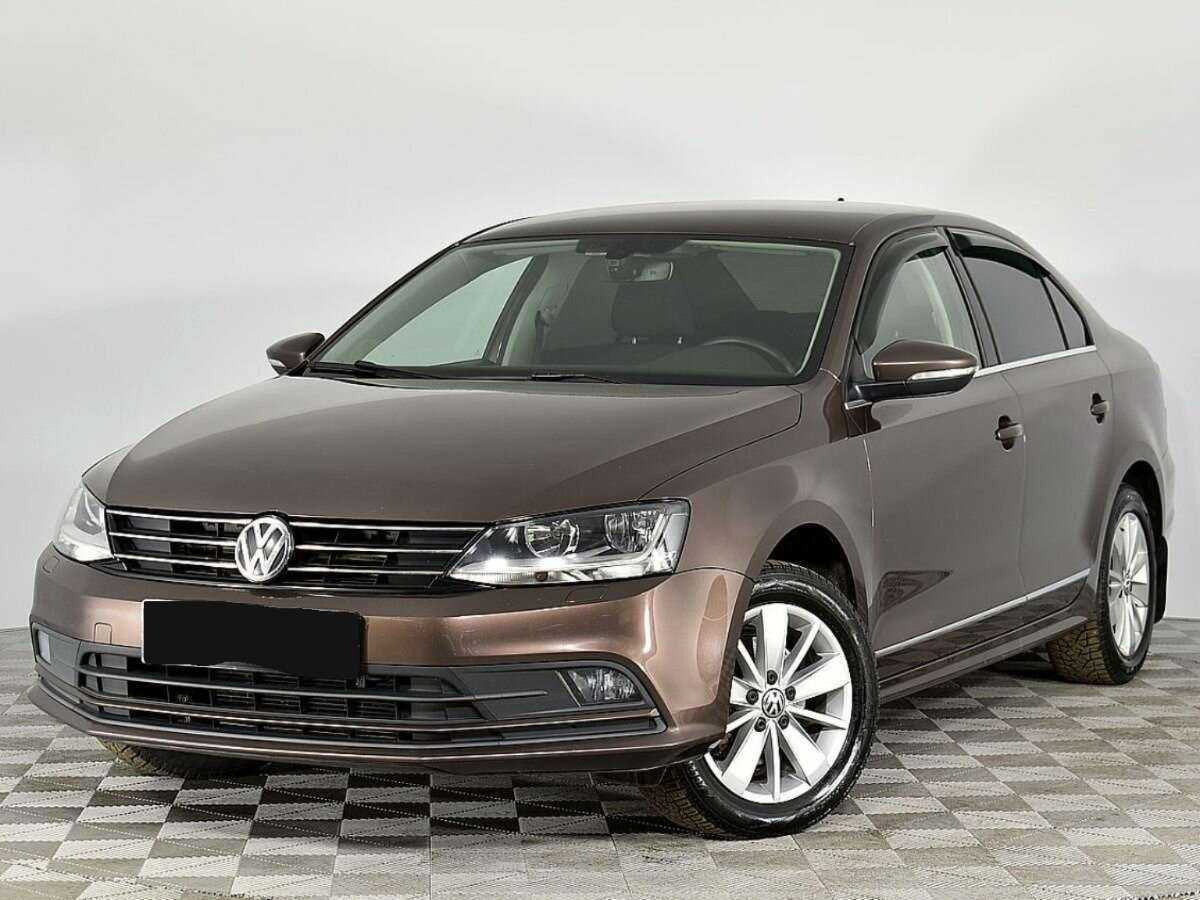 Купить Volkswagen Jetta с пробегом. Посмотреть фото