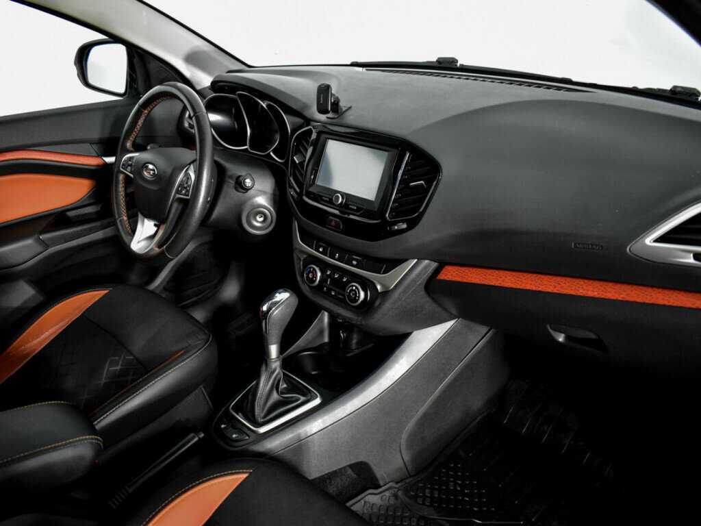 Купить Lada (ВАЗ) Vesta с пробегом. Фото: #8