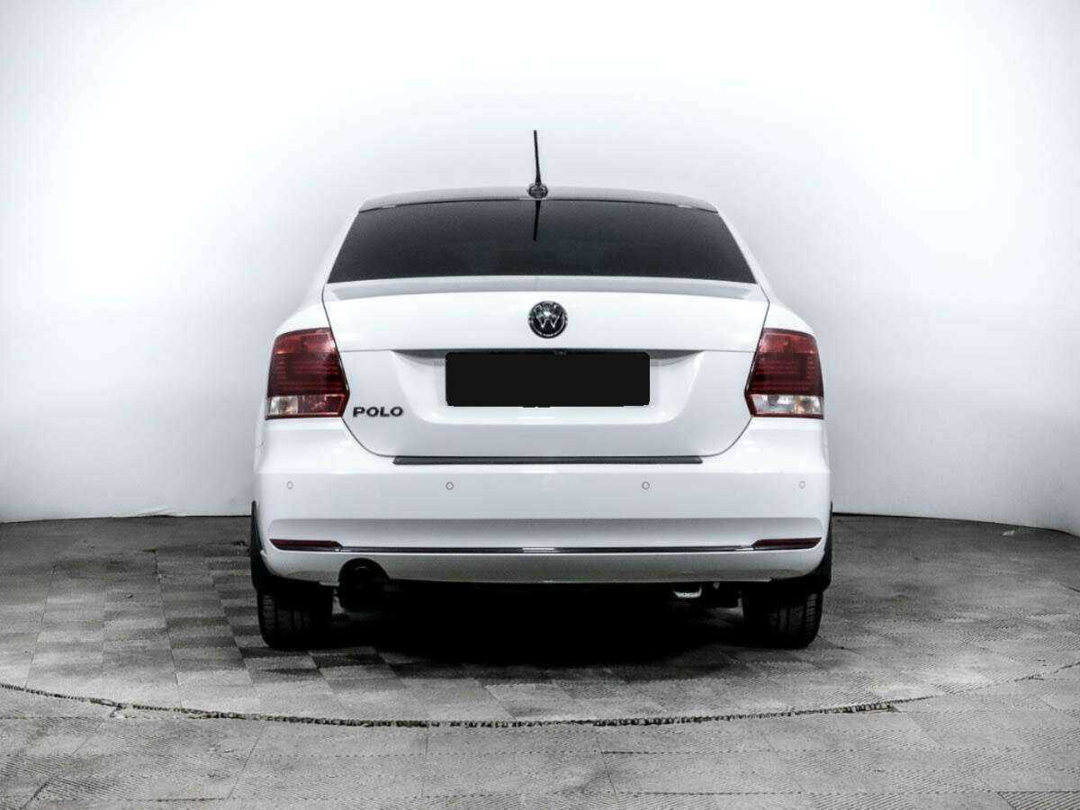 Купить Volkswagen Polo с пробегом. Фото: #4