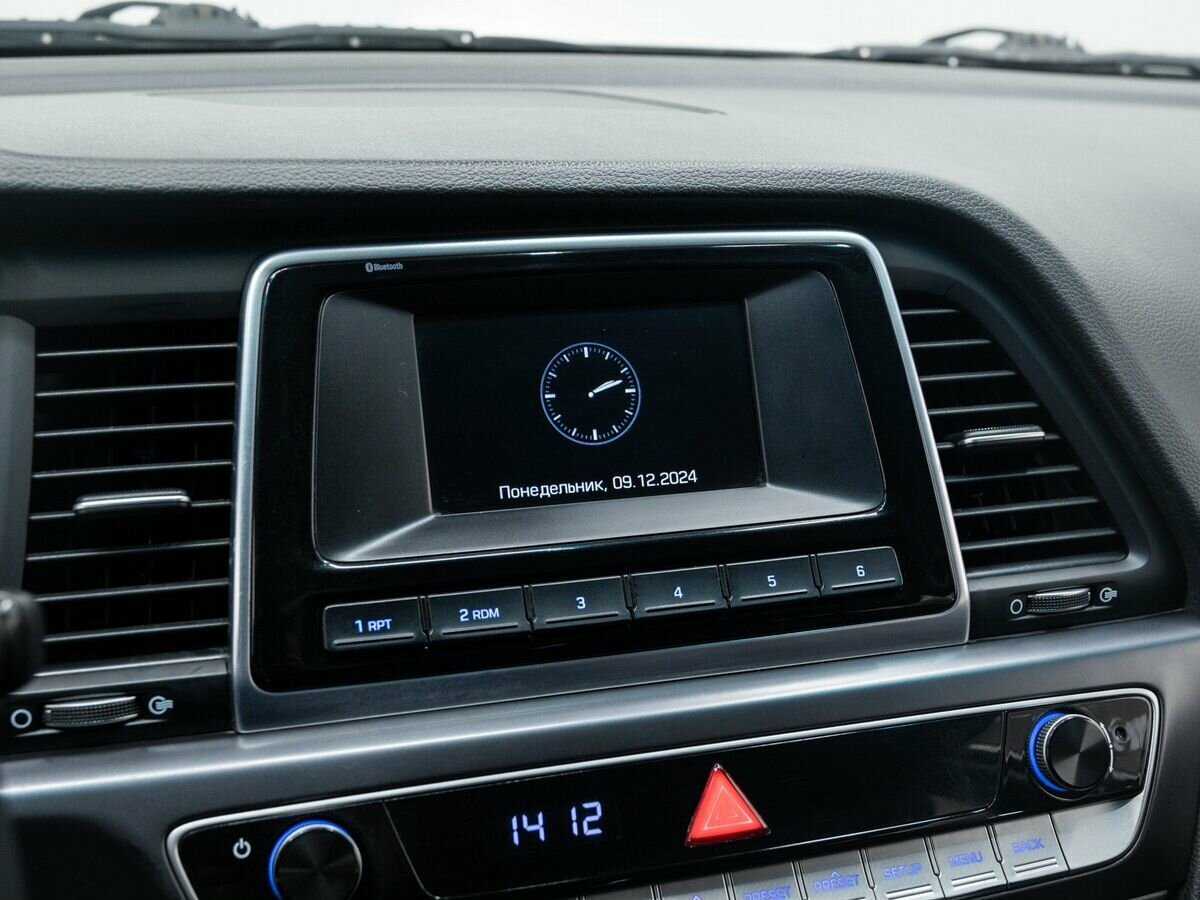 Купить Hyundai Sonata с пробегом. Фото: #18