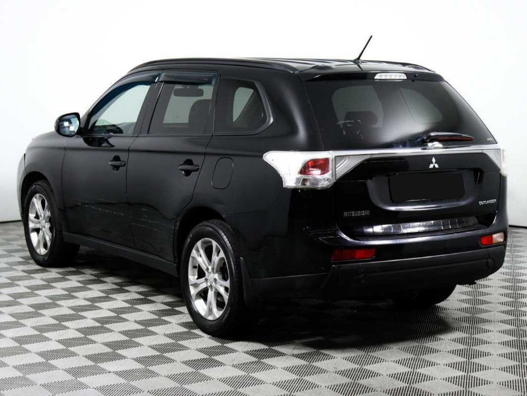 Купить Mitsubishi Outlander с пробегом. Фото: #6