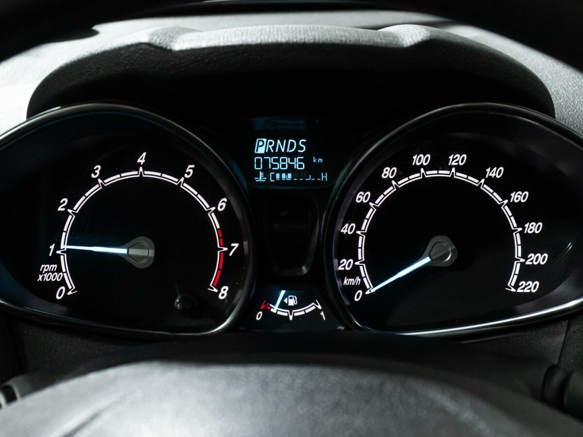 Купить Ford Fiesta с пробегом. Фото: #11