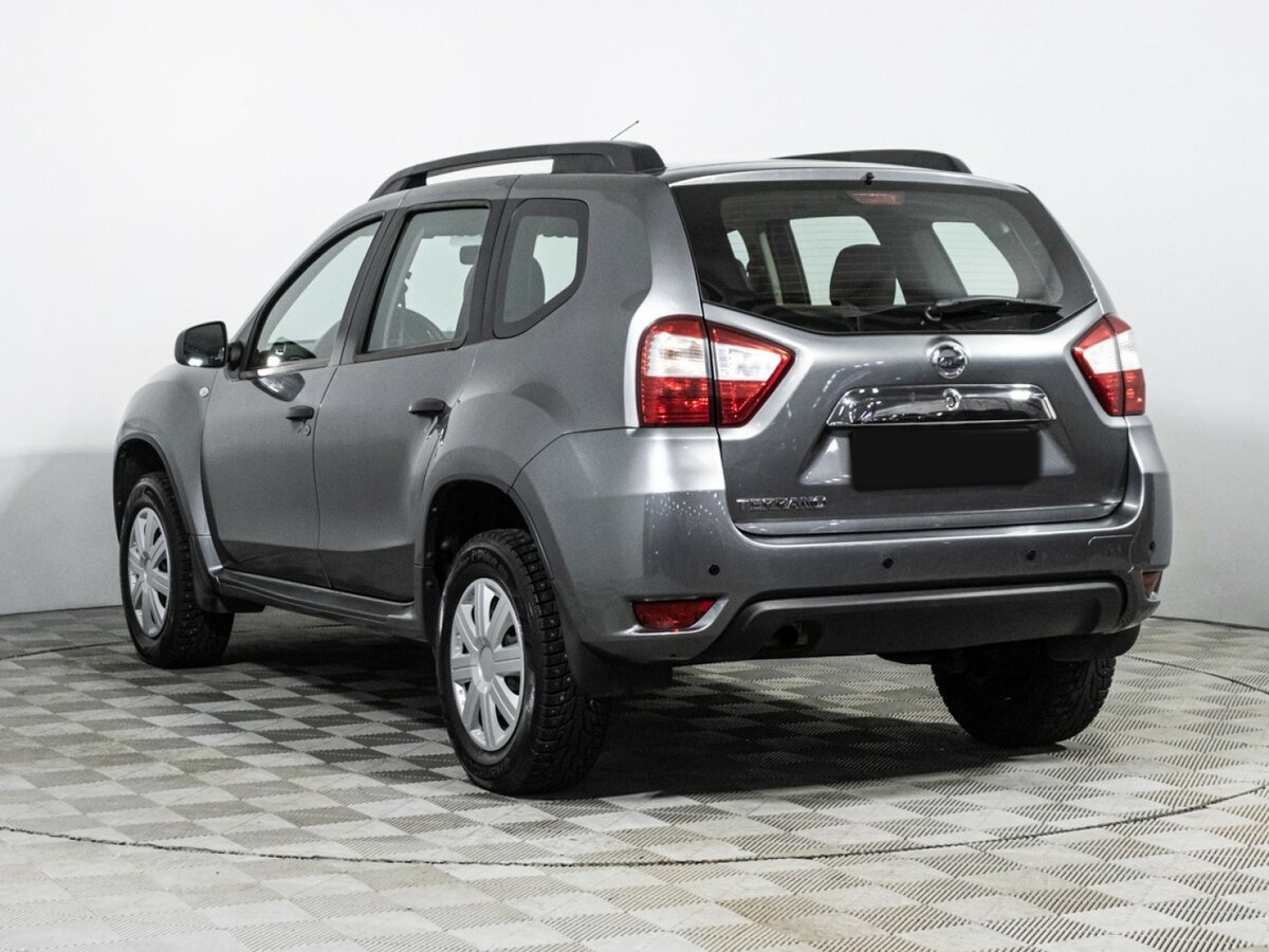 Купить Nissan Terrano с пробегом. Фото: #6