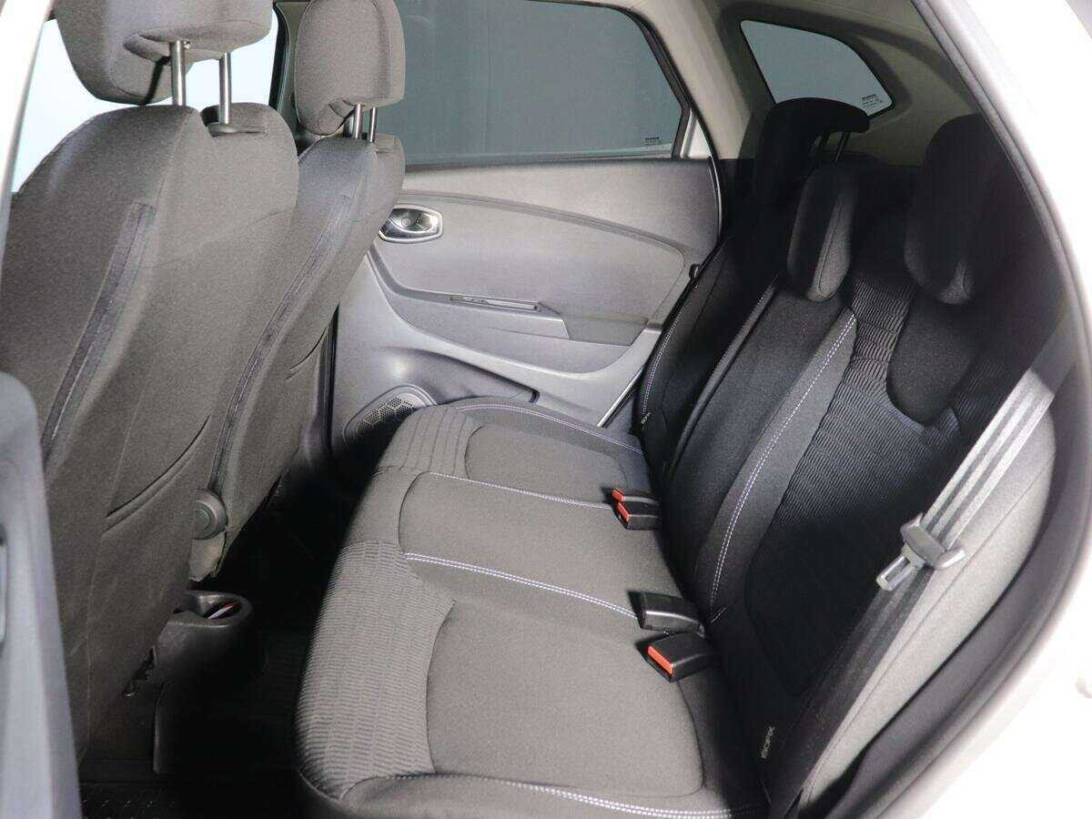 Купить Renault Kaptur с пробегом. Фото: #12