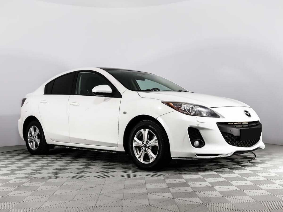 Купить Mazda 3 с пробегом. Фото: #2