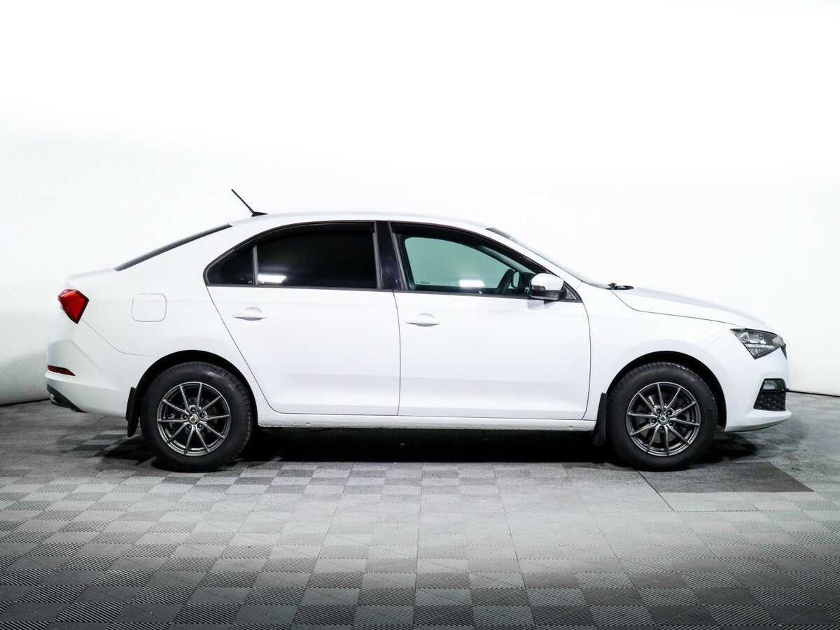 Купить Skoda Rapid с пробегом. Фото: #3