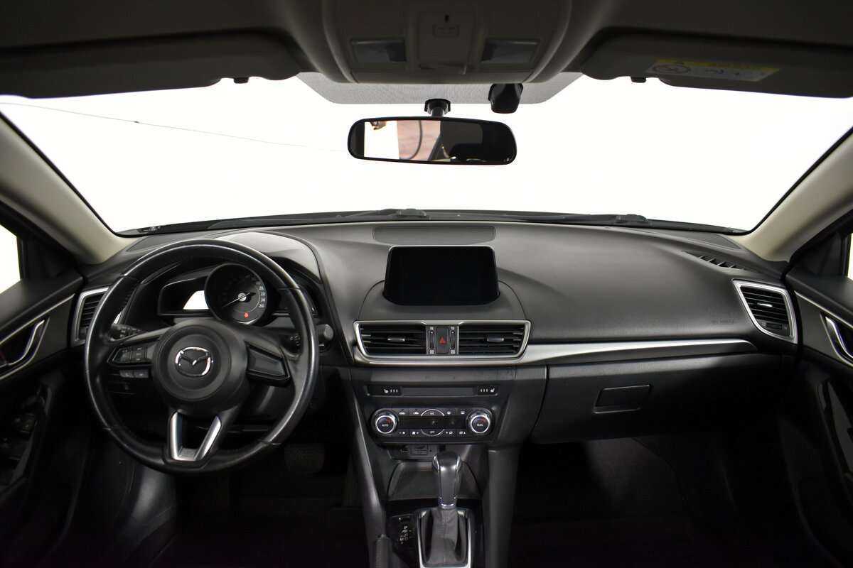 Купить Mazda 3 с пробегом. Фото: #11
