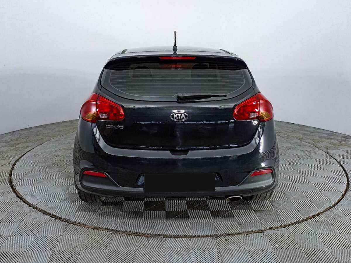 Купить Kia Ceed с пробегом. Фото: #5