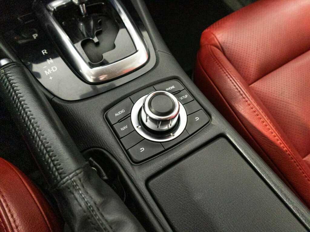 Купить Mazda 6 с пробегом. Фото: #17