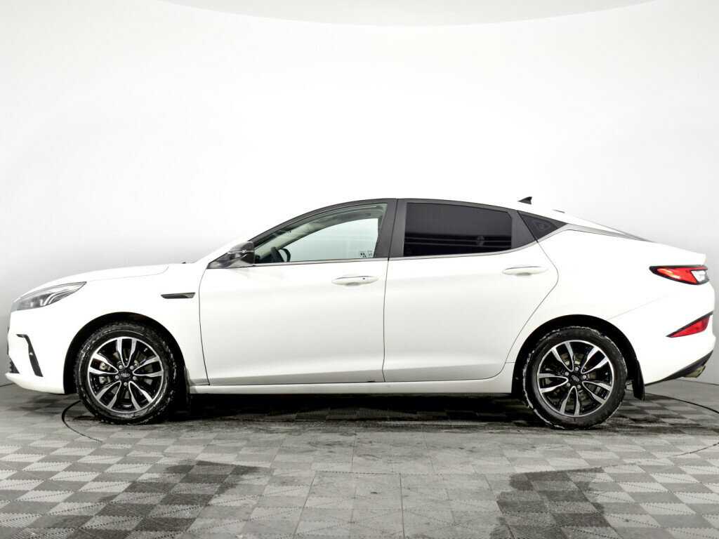 Купить JAC J7 с пробегом. Фото: #7