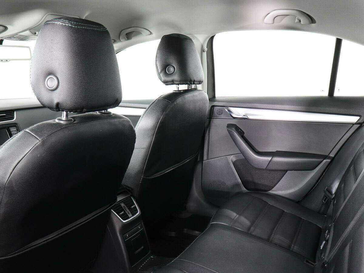 Купить Skoda Octavia с пробегом. Фото: #10