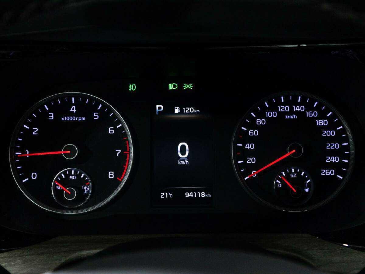 Купить Kia K5 с пробегом. Фото: #11