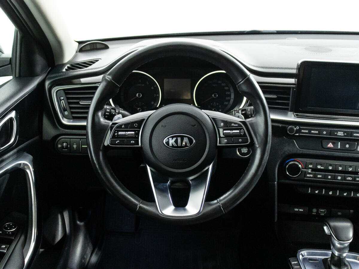 Купить Kia Ceed с пробегом. Фото: #20