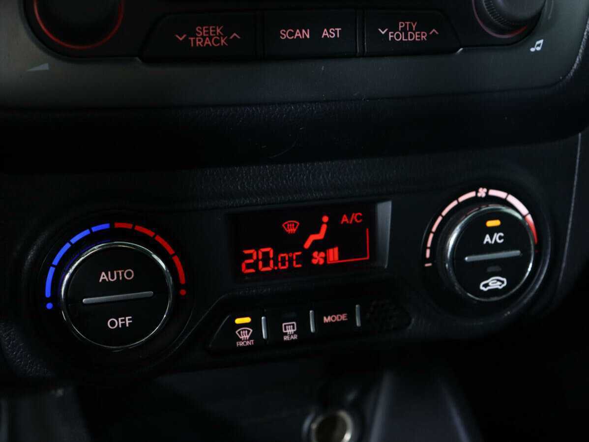 Купить Kia Rio с пробегом. Фото: #12