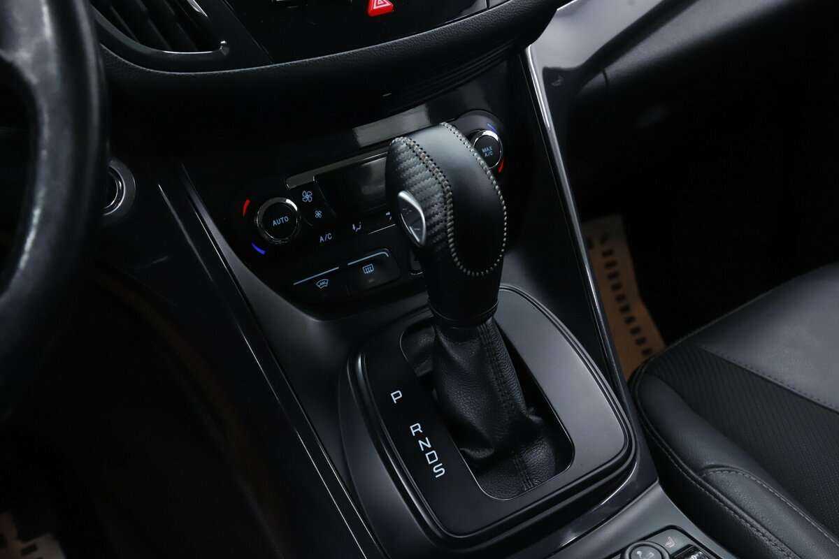 Купить Ford Kuga с пробегом. Фото: #13