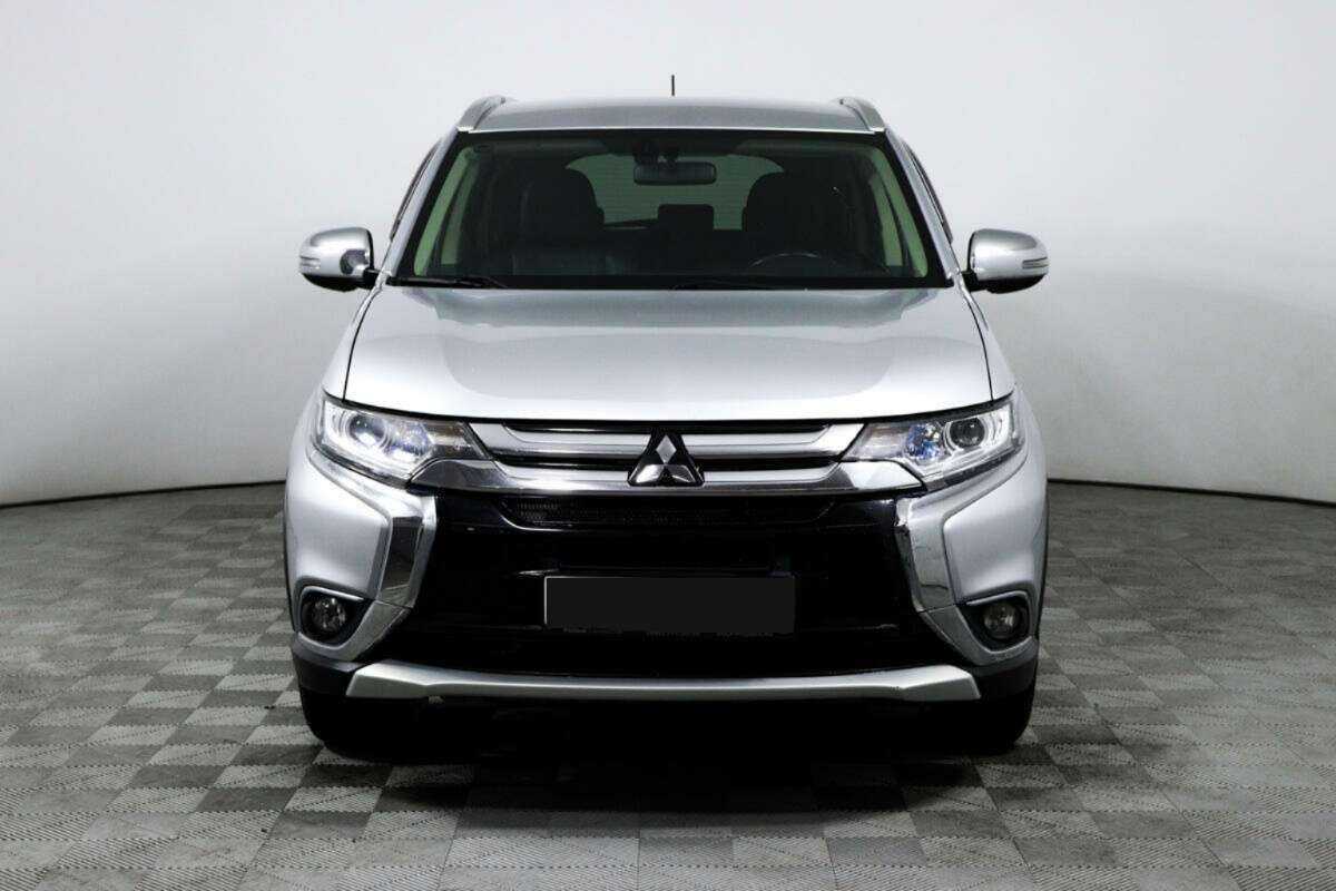 Купить Mitsubishi Outlander с пробегом. Фото: #1