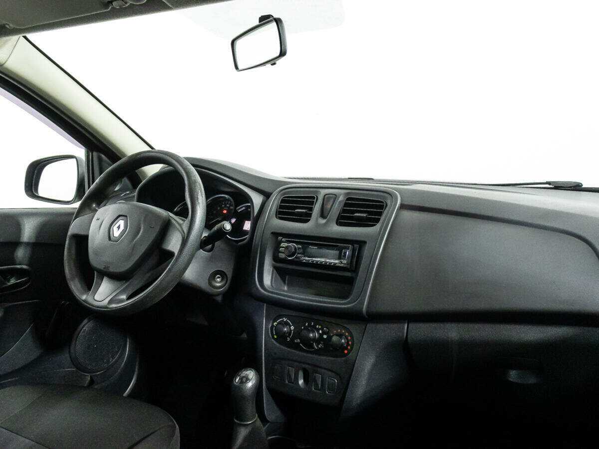 Купить Renault Sandero с пробегом. Фото: #8