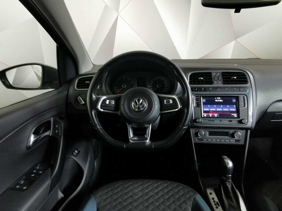 Купить Volkswagen Polo с пробегом. Фото: #14