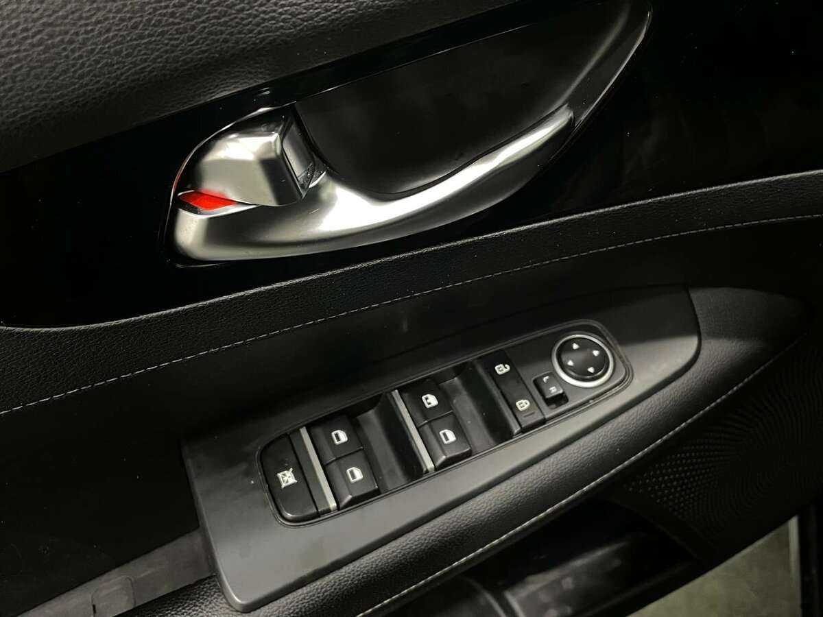 Купить Kia Cerato с пробегом. Фото: #10