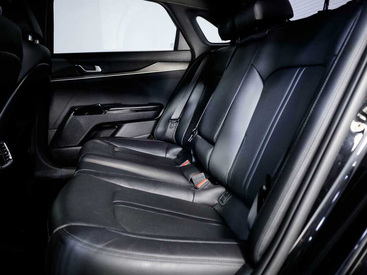 Купить Kia K5 с пробегом. Фото: #13