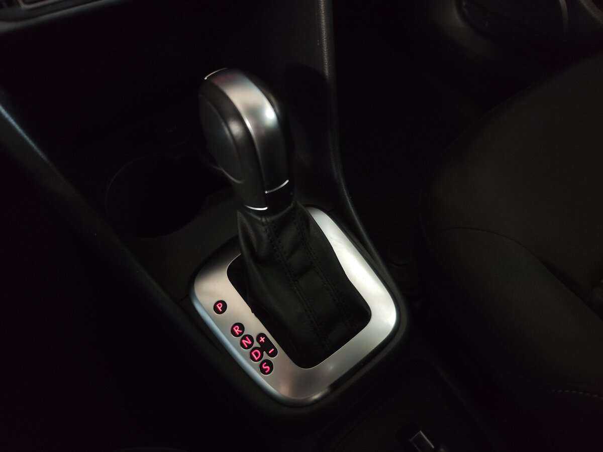 Купить Volkswagen Polo с пробегом. Фото: #13