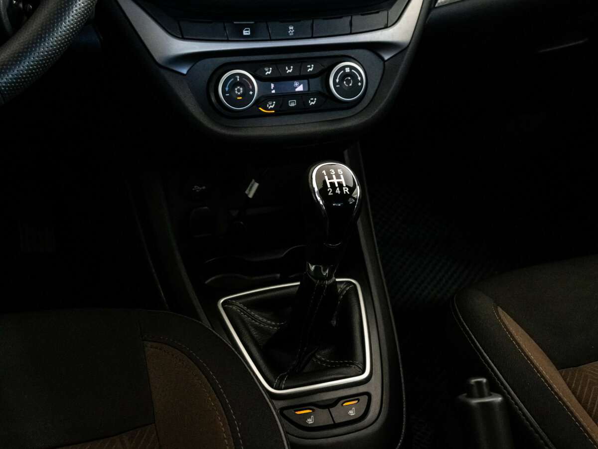 Купить Lada (ВАЗ) Vesta с пробегом. Фото: #12