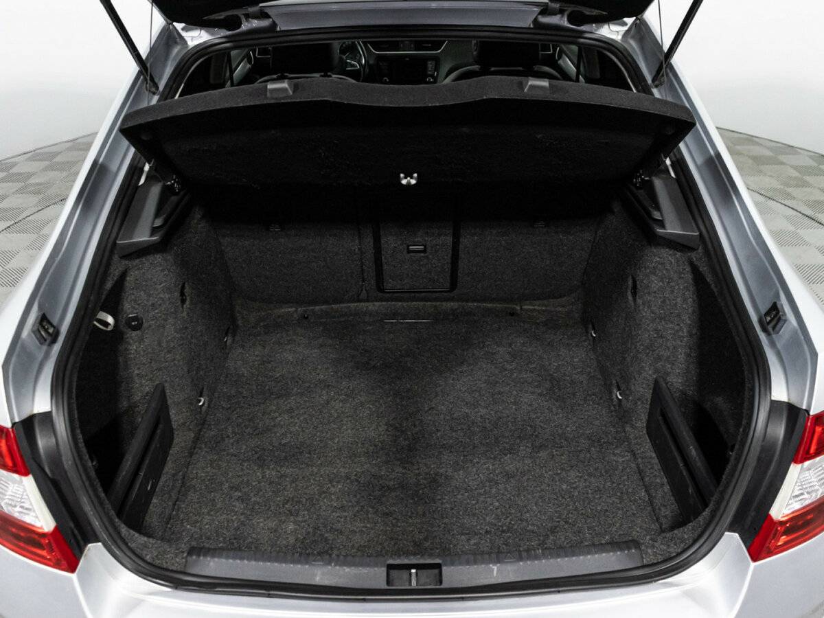 Купить Skoda Octavia с пробегом. Фото: #6