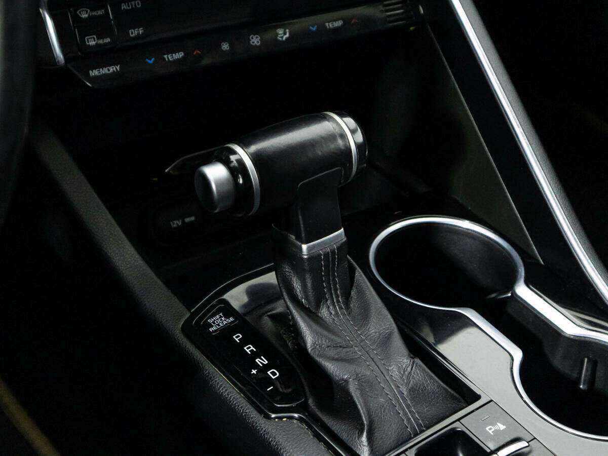 Купить Kia K5 с пробегом. Фото: #17