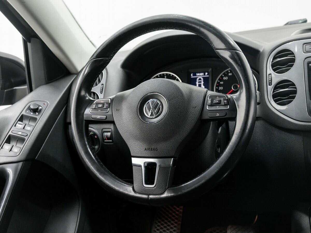 Купить Volkswagen Tiguan с пробегом. Фото: #11