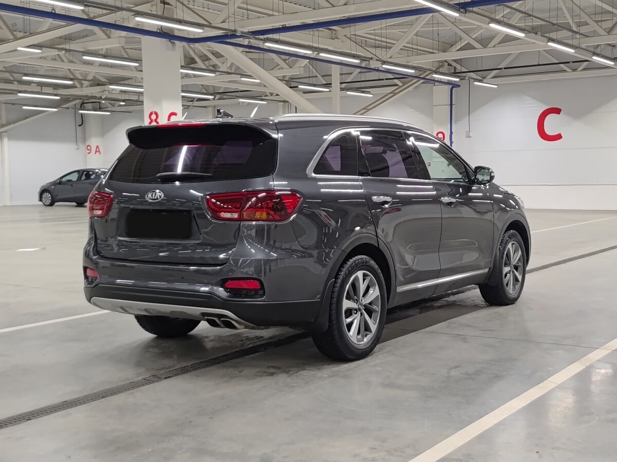 Купить Kia Sorento с пробегом. Фото: #4