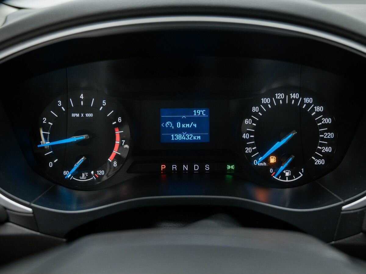 Купить Ford Mondeo с пробегом. Фото: #17